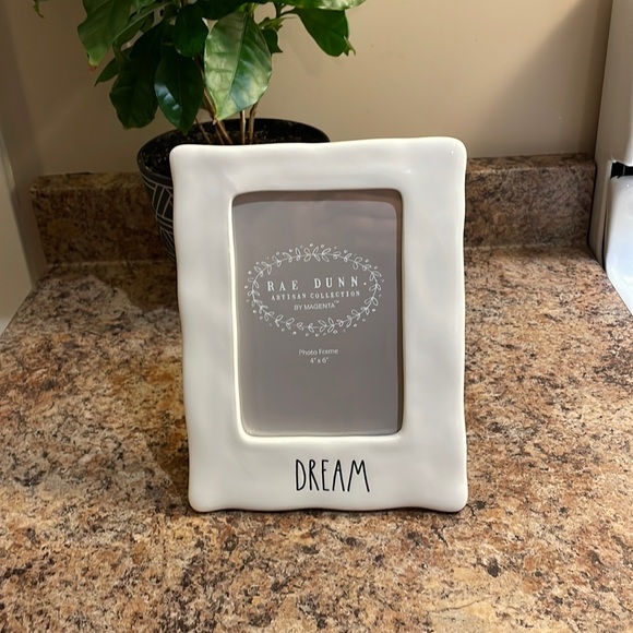 Rae Dunn White 4x6 Dream Picture Frame - Picture 1 of 3